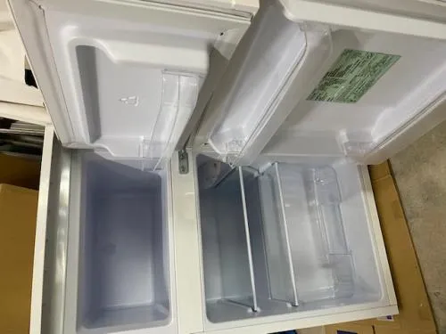 冷蔵庫　アイリスオーヤマ（AF81-W）