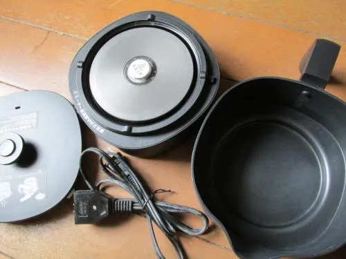 【インスタントラーメン等も作れる】温度調整可能/電気ケトル/Siroca おりょうりケトルちょいなべ/箱付/2020年式/1200ｗ/テフロン加工/美品
