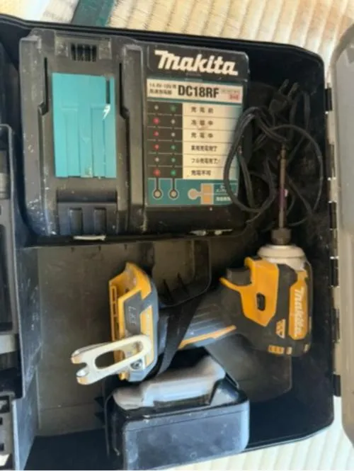 マキタ　充電式インパクト　マキタ　卓上丸ノコ　丸鋸