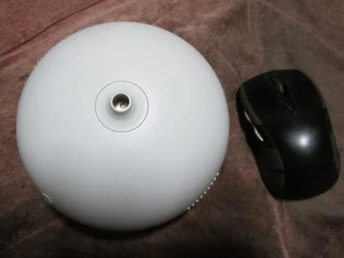 【インテリアに最適！】USB式/小型＆軽量 加湿器/美品【LEDでランダム色彩調整】
