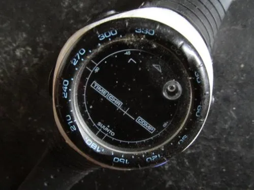 【SUUNTO】スント ヴェクター ベクター Vector【交換用:パナソニック電池＆取扱説明書＆DVD-ROM】白黒反転液晶/Junk品