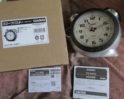 【CASIO】カシオ 目覚まし時計 スリープバスター 爆音目覚まし時計 ベル音 スヌーズ ライト/TQ-645S-8JF/電源:単３電池×１本