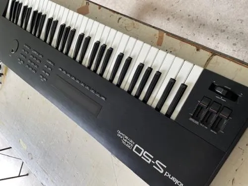 ローランドキーボード